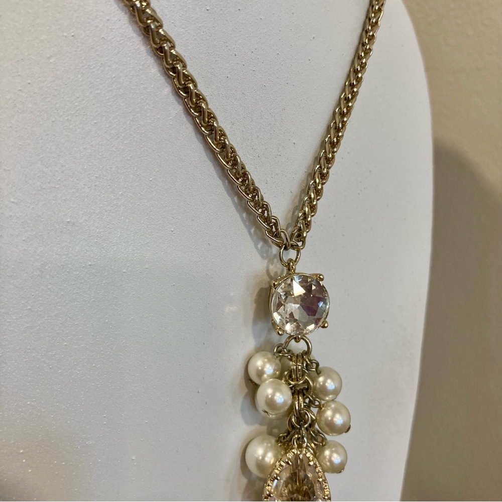WHBM Gold Tone Tassel and Chain Necklace Faux Crystals Faux Pearls Long - Picture 4 of 13